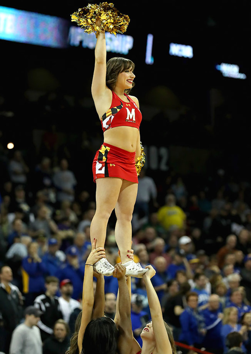 Maryland-cheerleaders-516384012.jpg