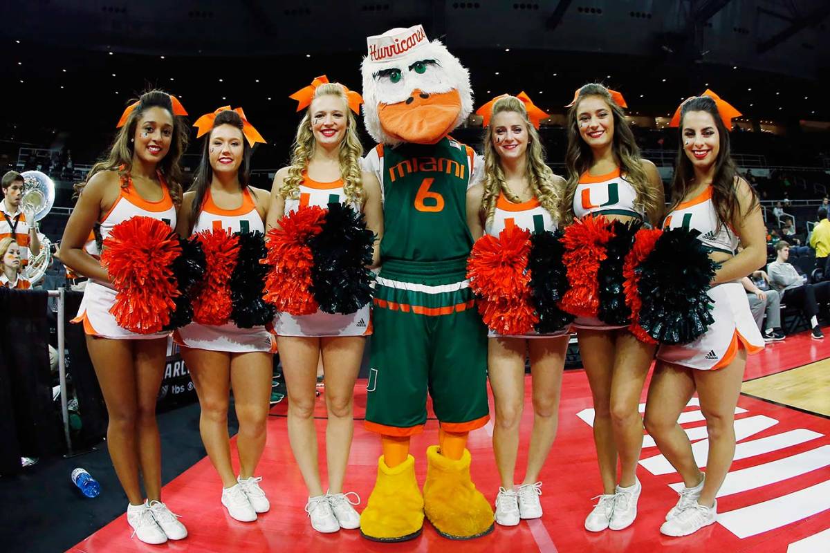Miami-cheerleaders-482160319038_Miami_v_Wichita_St.jpg