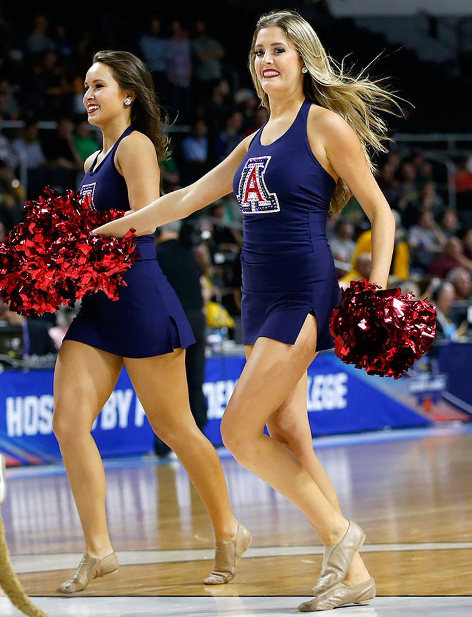 Arizona-cheerleaders-482160317207_ARIZONA_V_WICHITA_ST.jpg
