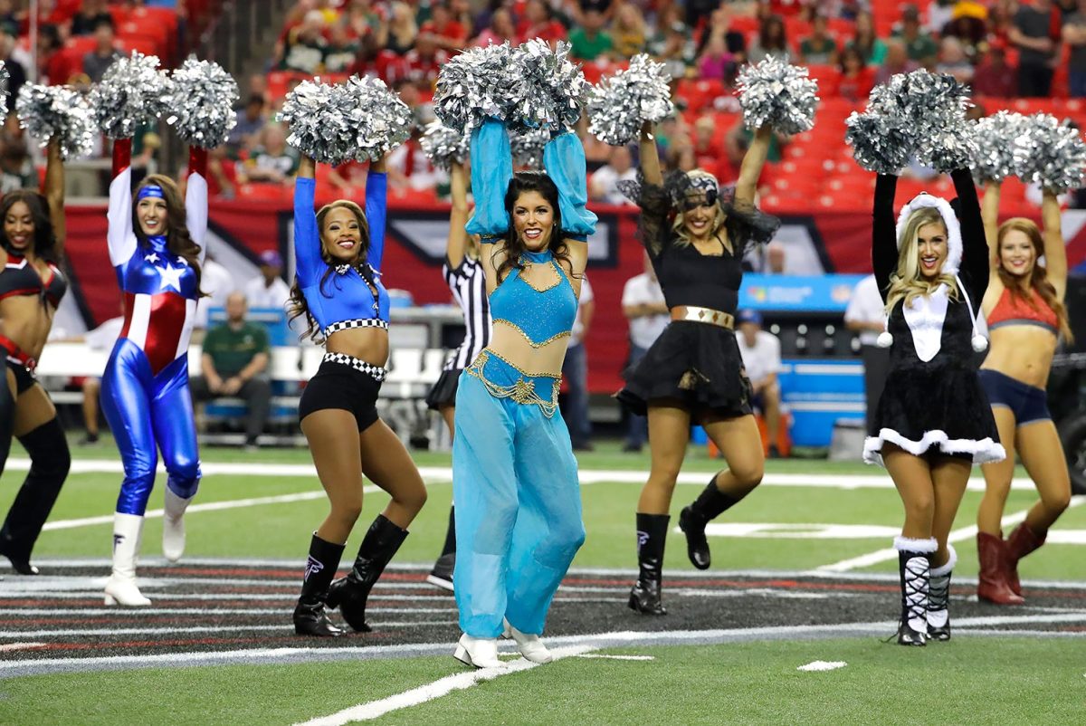 Atlanta-Falcons-cheerleaders-AP_16304727616051.jpg