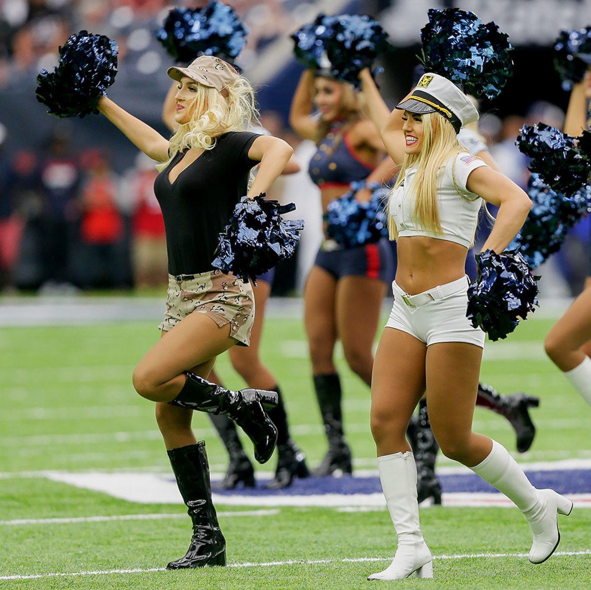 Houston-Texans-cheerleaders-GettyImages-619703984_master.jpg