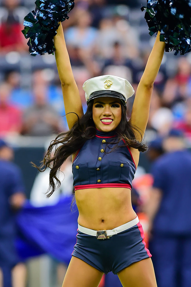 Houston-Texans-cheerleaders-GettyImages-619599308_master.jpg