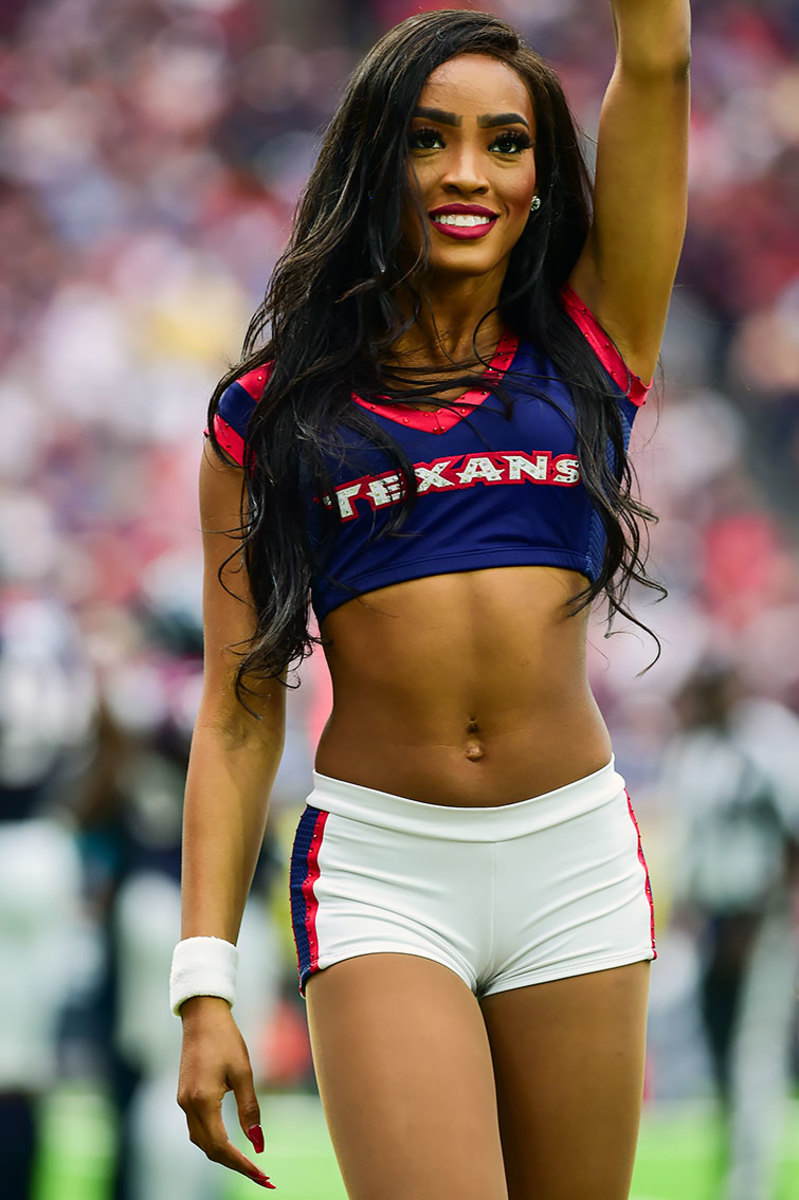 Houston-Texans-cheerleaders-GettyImages-619599178_master.jpg