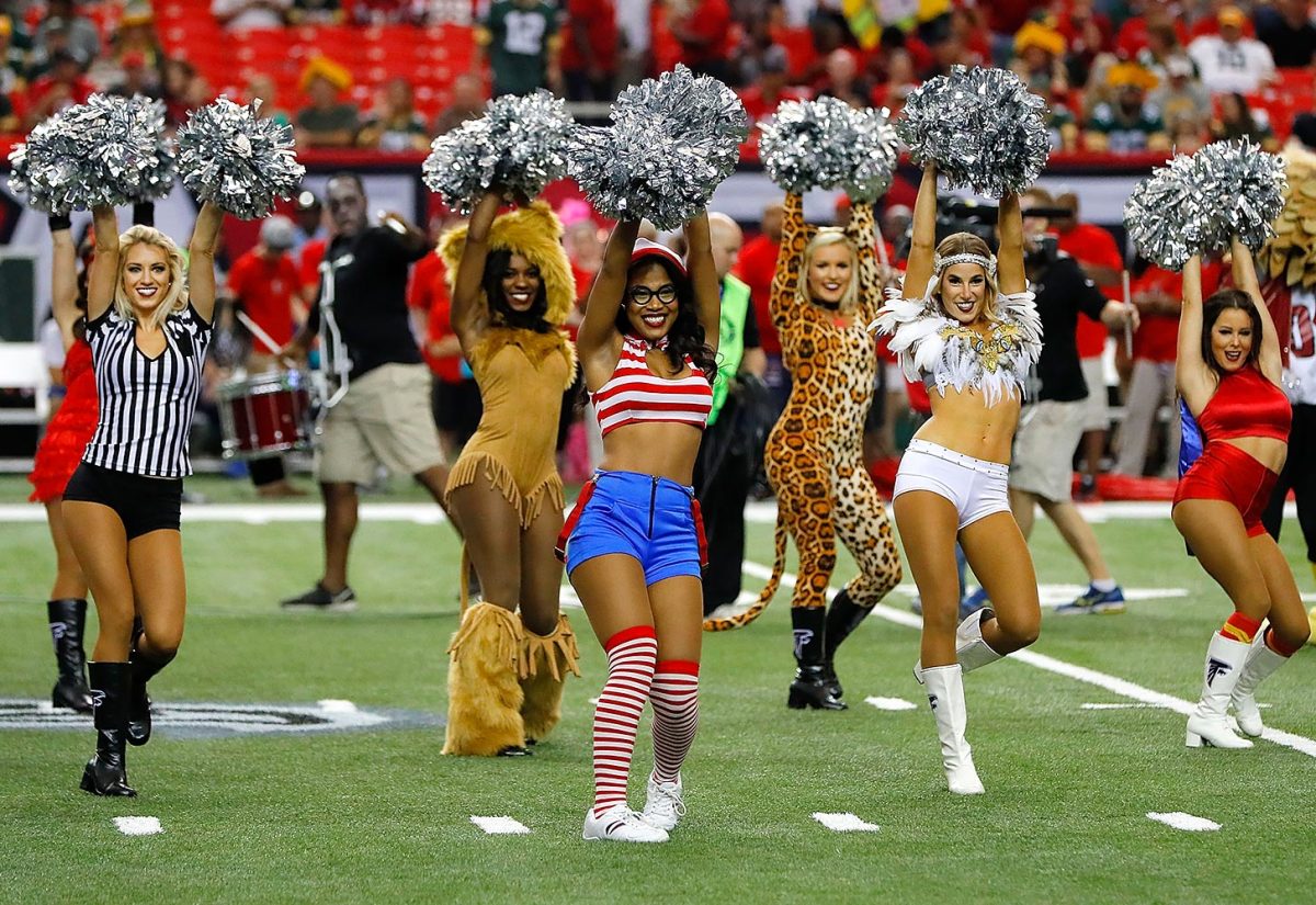 Atlanta-Falcons-cheerleaders-619331730.jpg