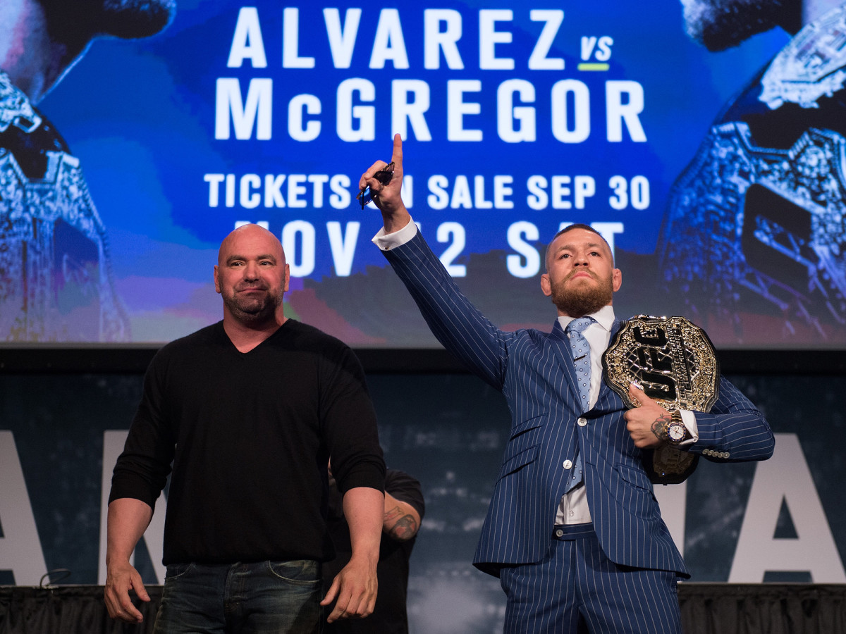 mcgregor-dana-white-ufc-205-roundtale.jpg