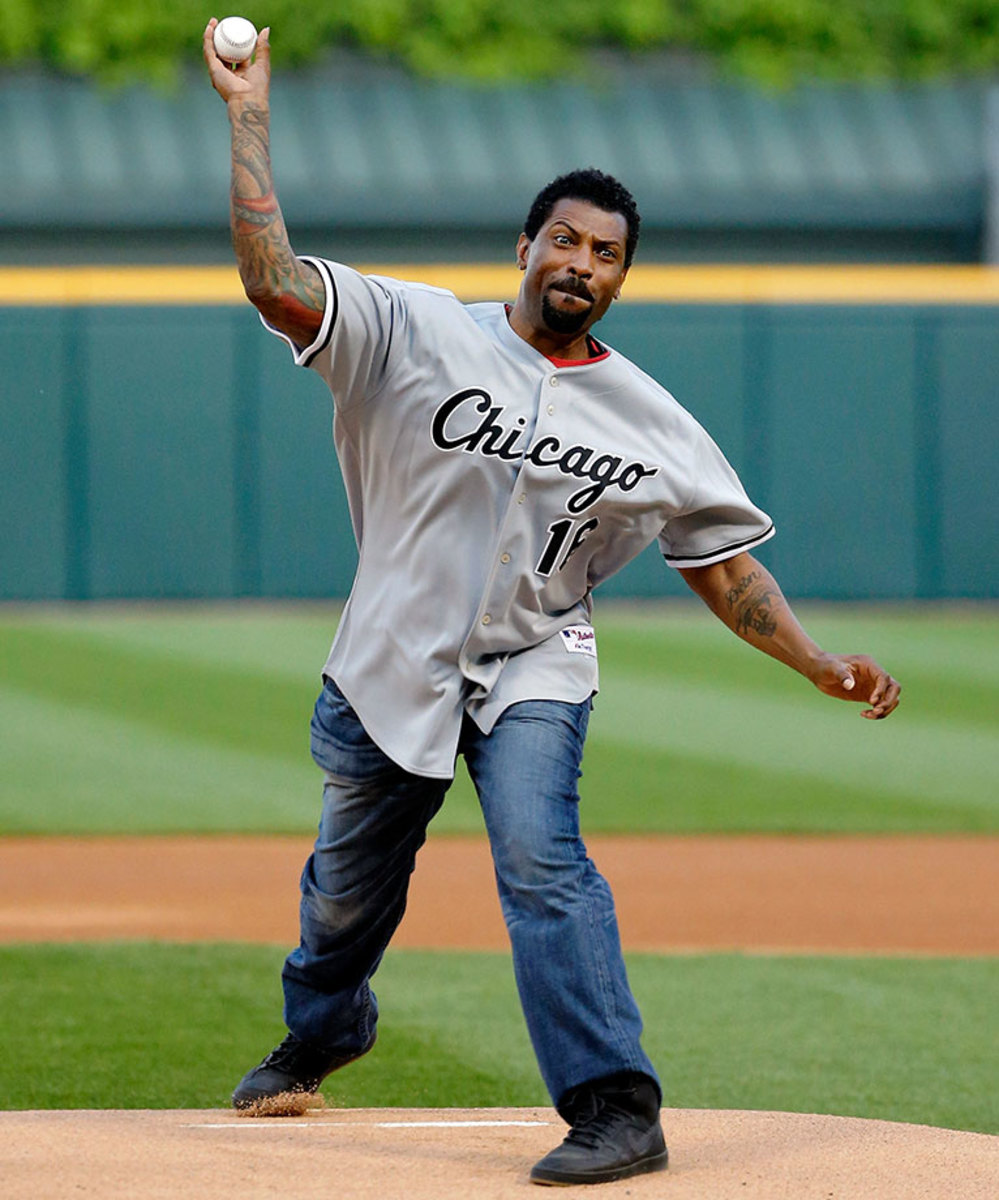 2016-0524-Deon-Cole-first-pitch.jpg