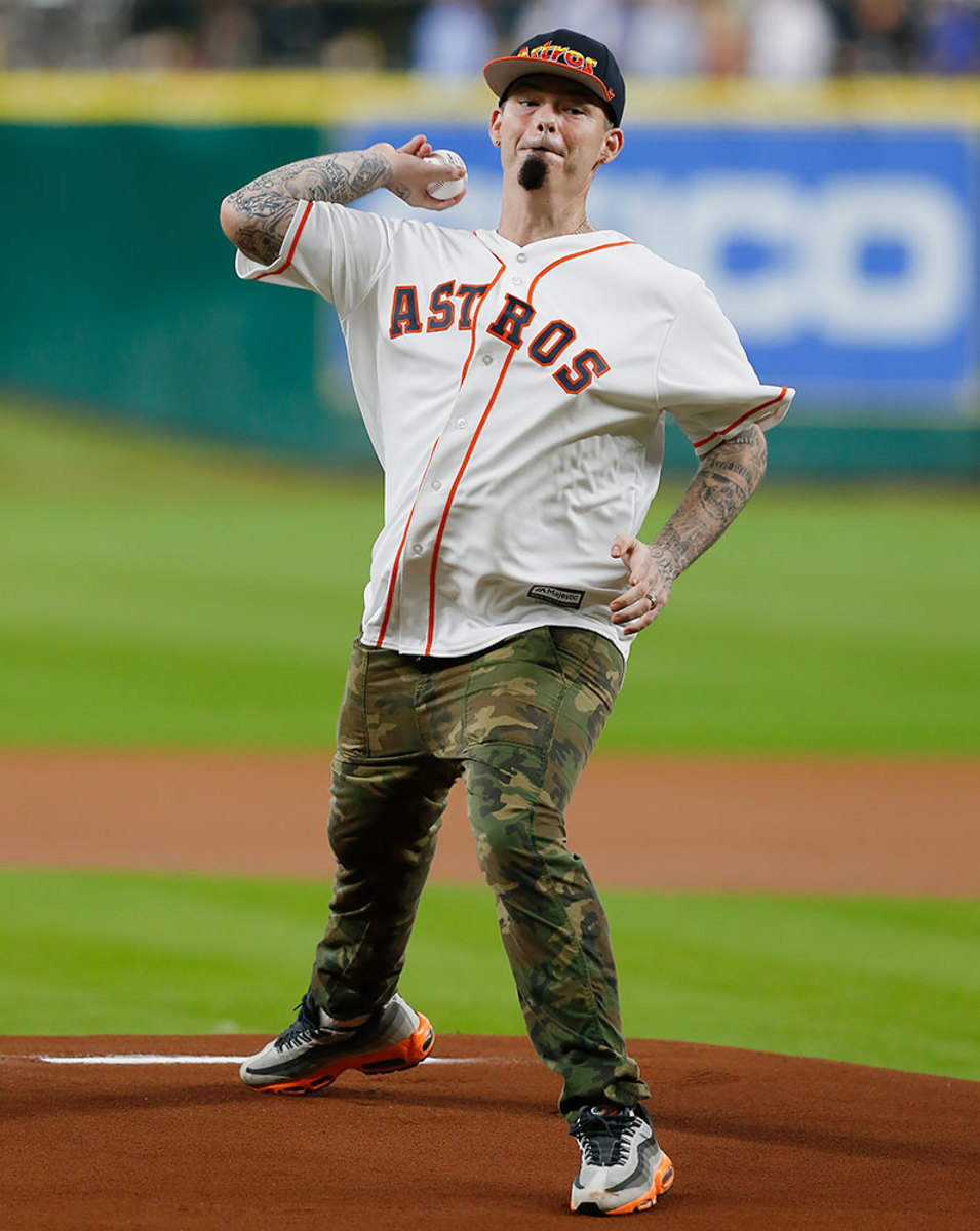 2016-0816-Paul-Wall-first-pitch.jpg