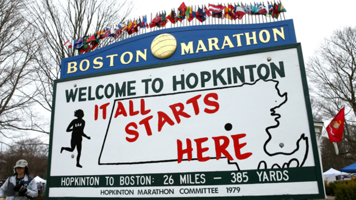 hopkinton-start-boston-marathon-course-guide.jpg