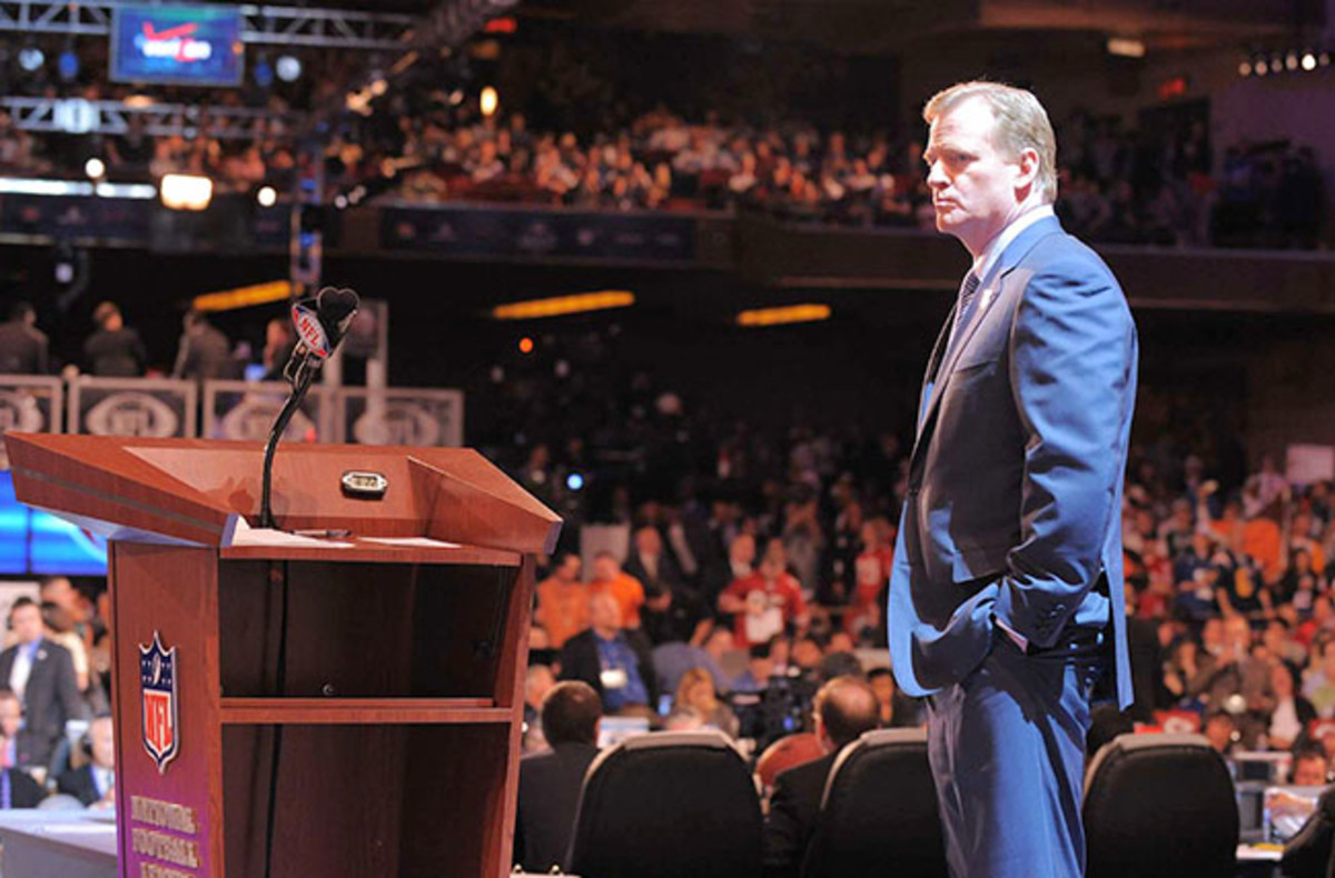 Then in New York, and now in Chicago, Goodell has not received warm greetings on draft night.