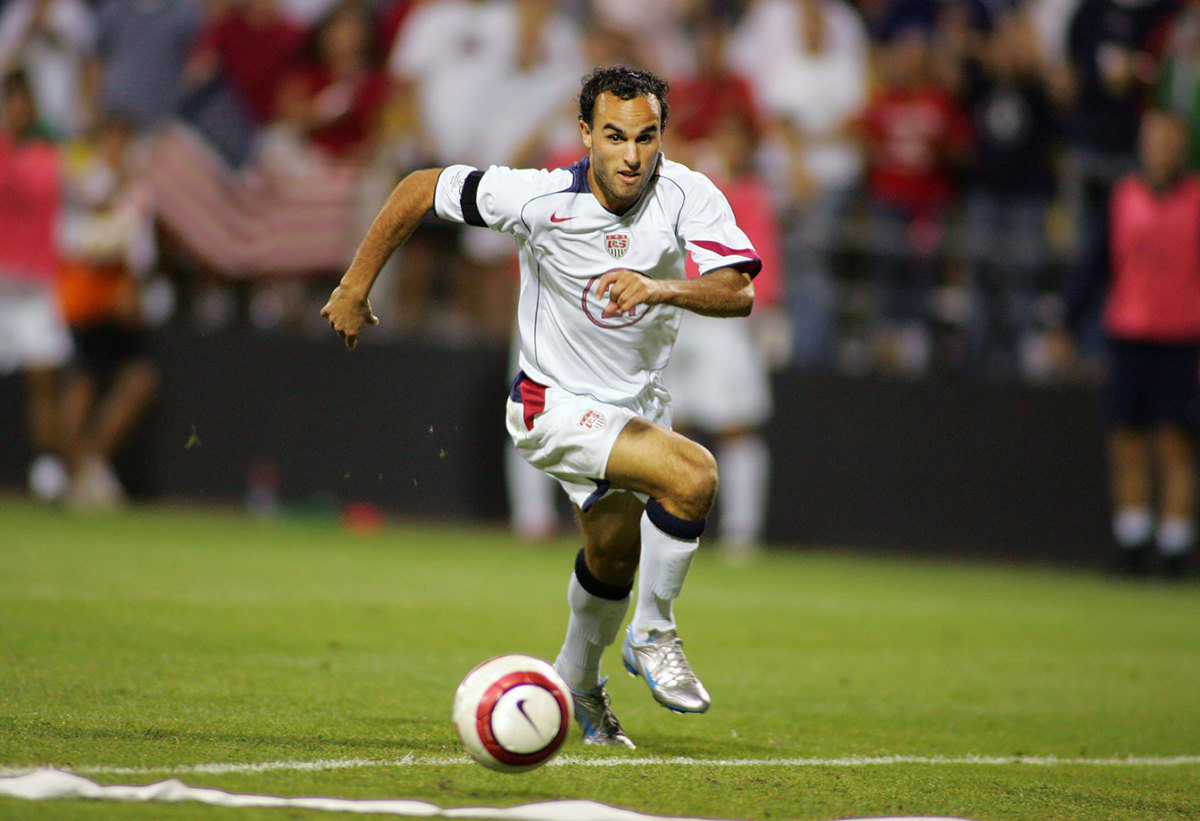 2005-0903-Landon-Donovan-014084843jpg.jpg