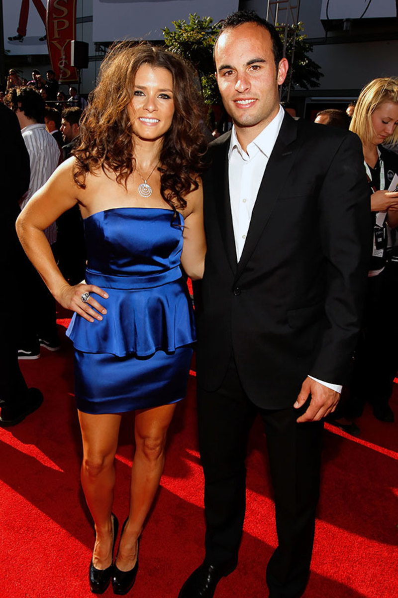 2010-0714-Danica-Patrick-Landon-Donovan-GettyImages-102904384.jpg