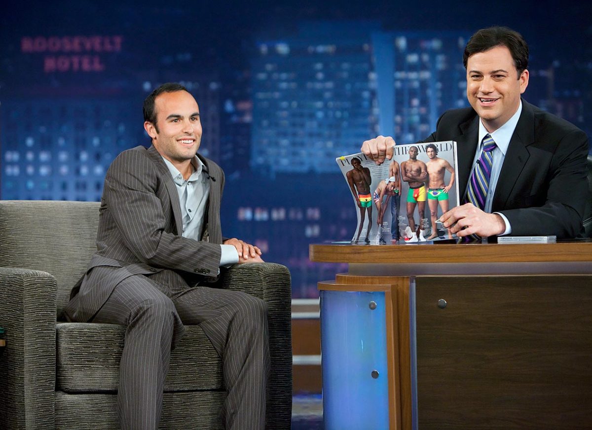 2010-0512-Landon-Donovan-Jimmy-Kimmel-GettyImages-99284206.jpg