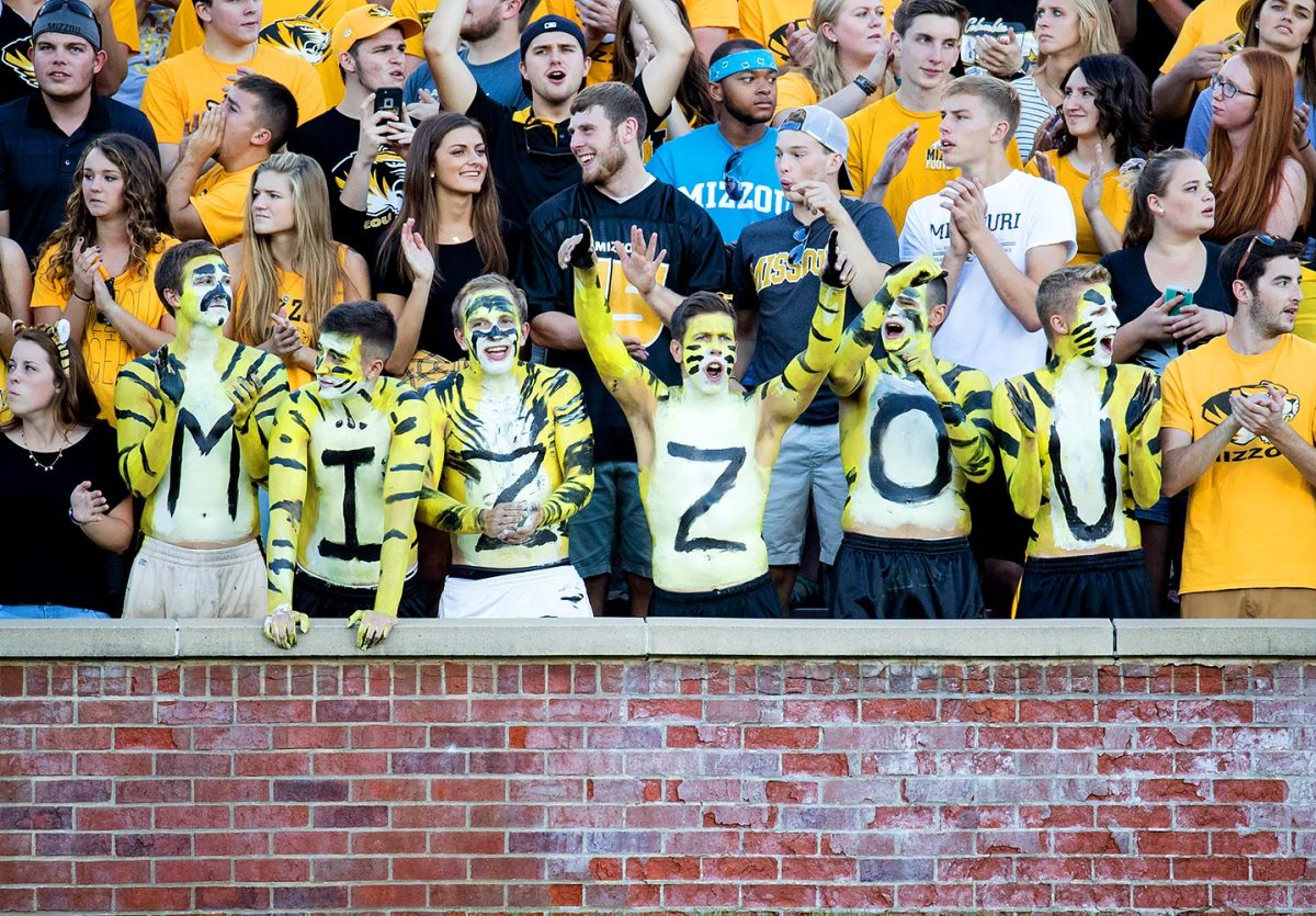 Missouri-Tigers-fans-DGP1609101215_Eastern_Michigan_at_Miss.jpg