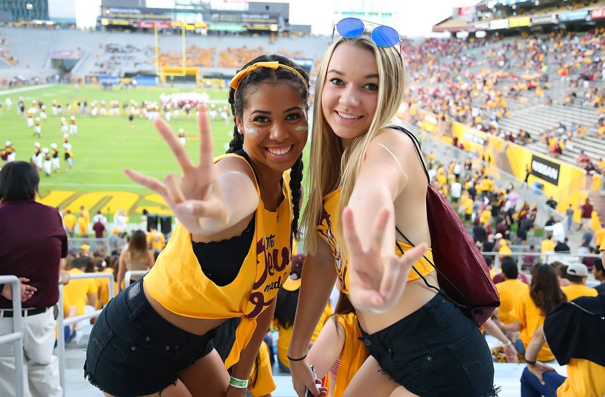 Arizona_State_Superfans-ZYP_5816.jpg