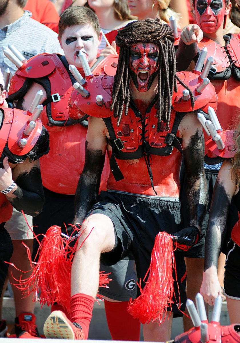 Georgia-Bulldogs-fans-ccr160910012_Nicholls_State_at_Georgia.jpg