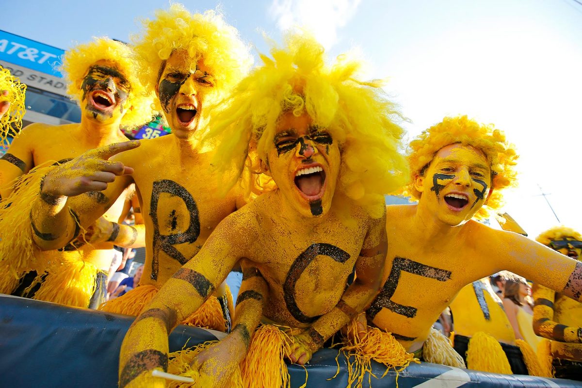 Georgia-Tech-Yellow-Jackets-fans-488160910_1118_Mercer_at_GT.jpg