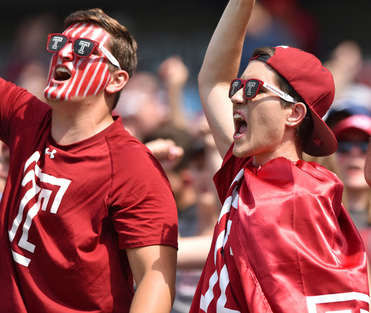 Temple-Owls-fans-Temple_U_Superfans-DSC_6825-Ken.jpg