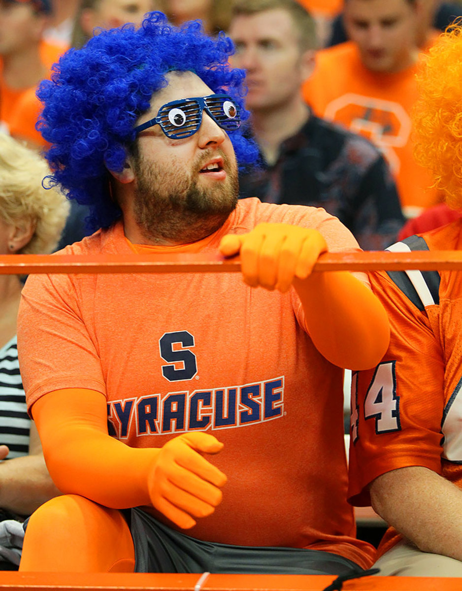 Syracuse-Orange-fans-76809092016_louisville_vs_syracuse_029.jpg