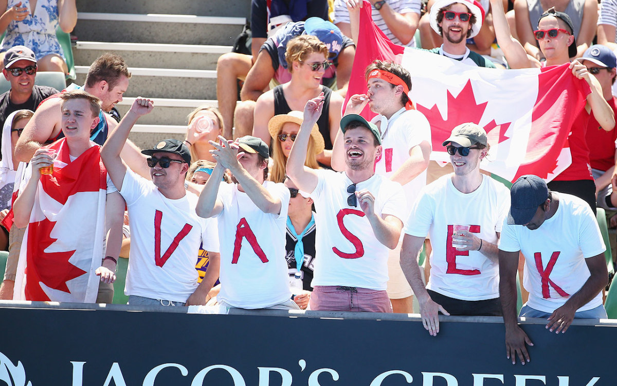 aussie-open-fan-fashion-14.jpg