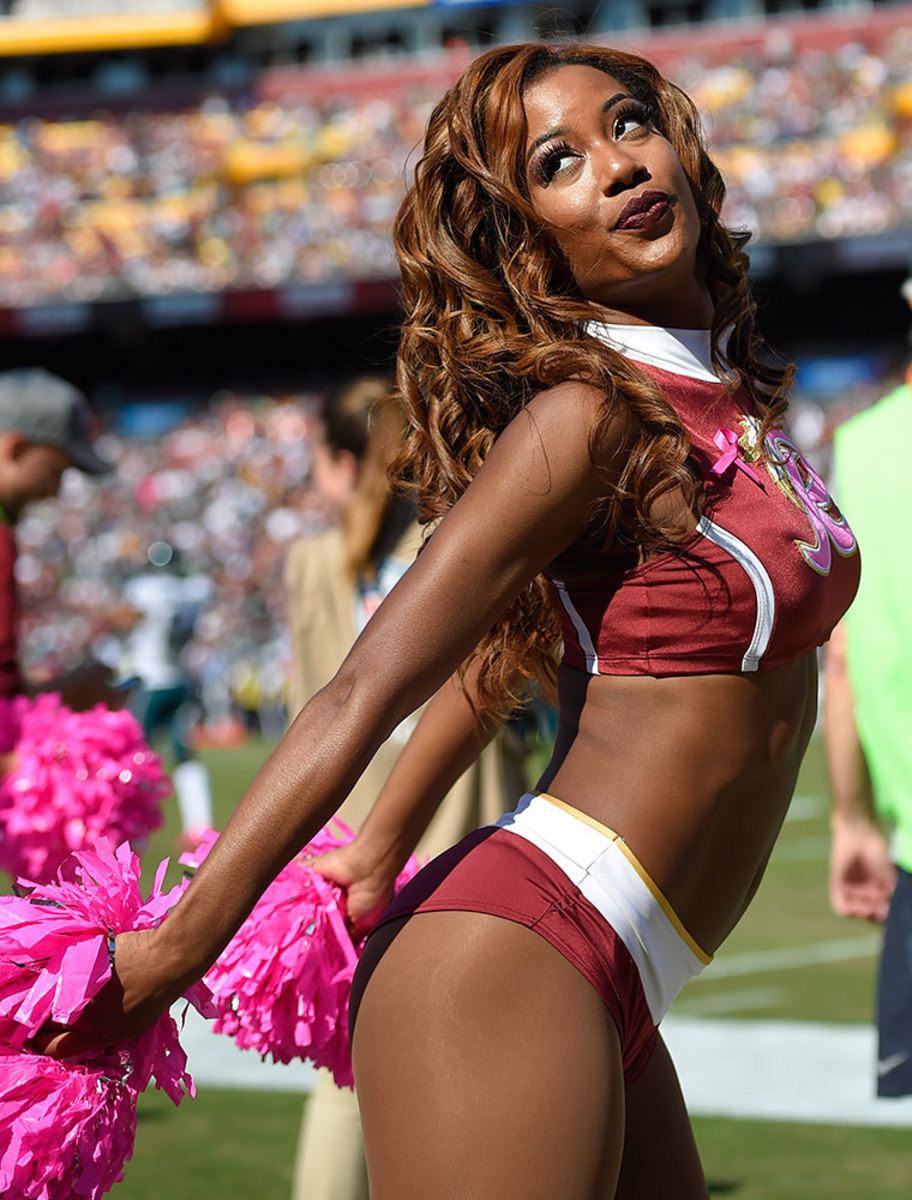 Washington-Redskins-cheerleaders-AP_270200764977.jpg