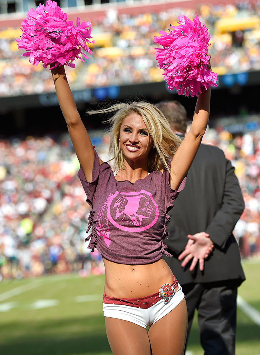 Washington-Redskins-cheerleaders-AP_618919902948.jpg