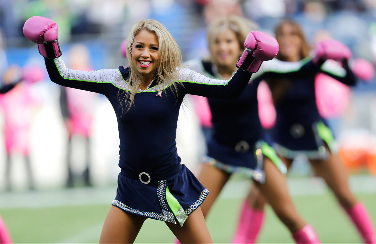 Seattle-Seahawks-Sea-Gals-cheerleaders-AP_649615905226.jpg