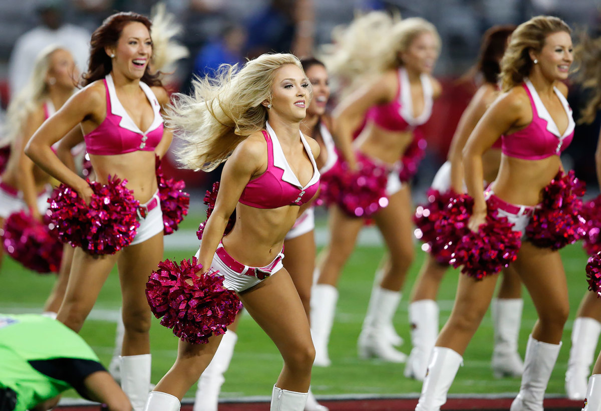 Arizona-Cardinals-cheerleaders-AP_211935283437.jpg