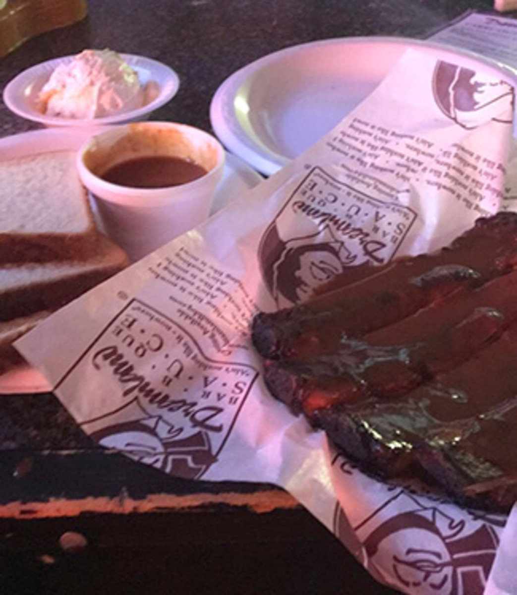 dreamland-bbq-alabama.jpg