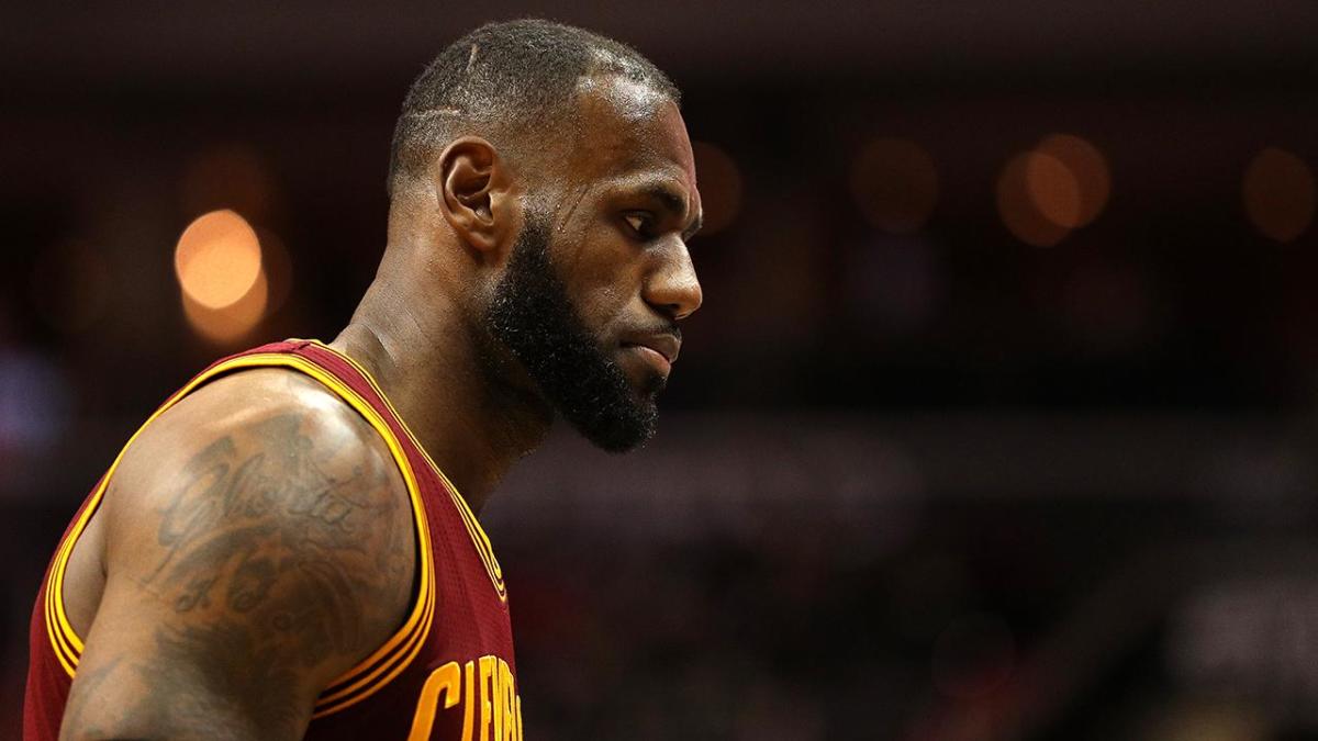 LeBron James says he's lost respect for Phil Jackson over 'posse' comment, NBA