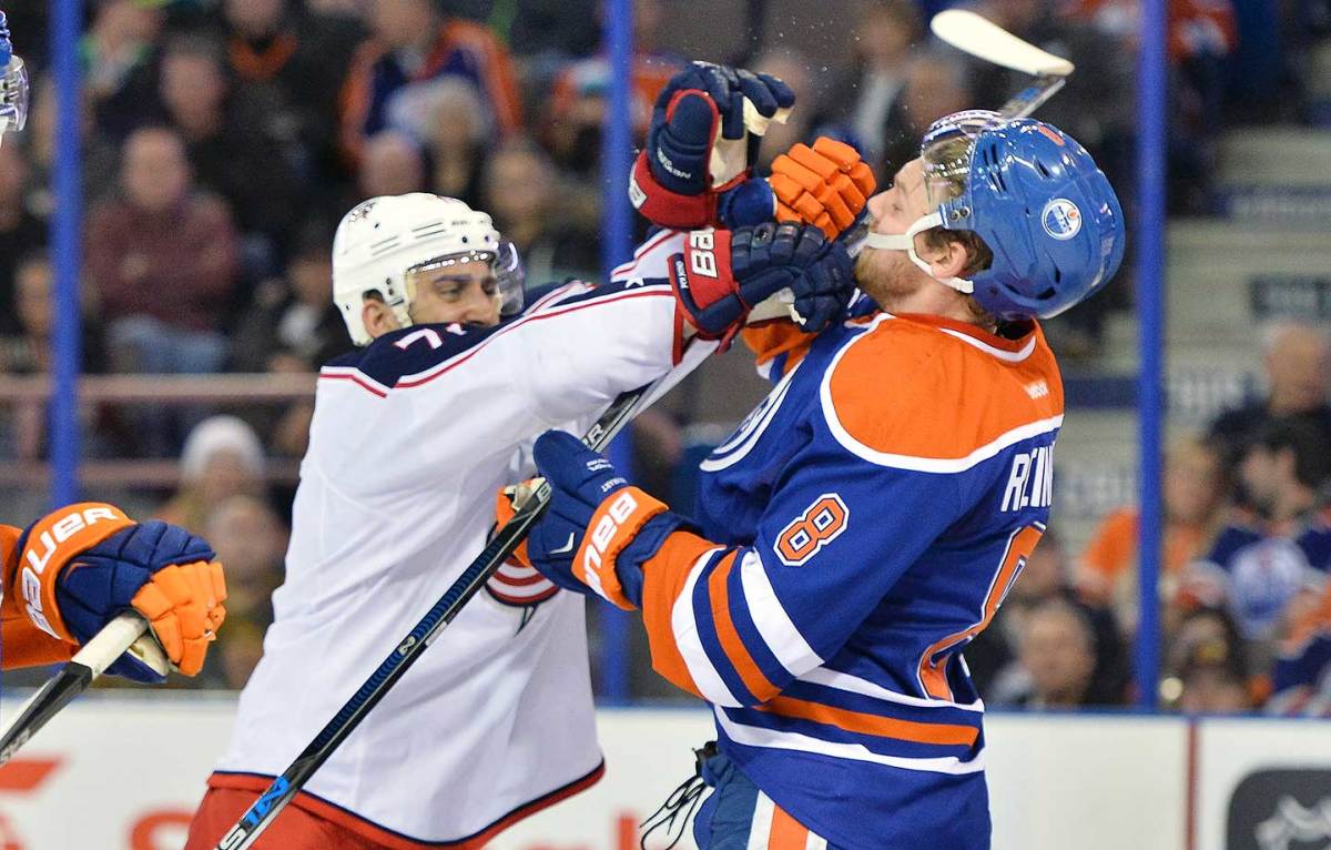 The Night in Sports feb 2-160202_Blue_Jackets_at_Oilers_007.jpg