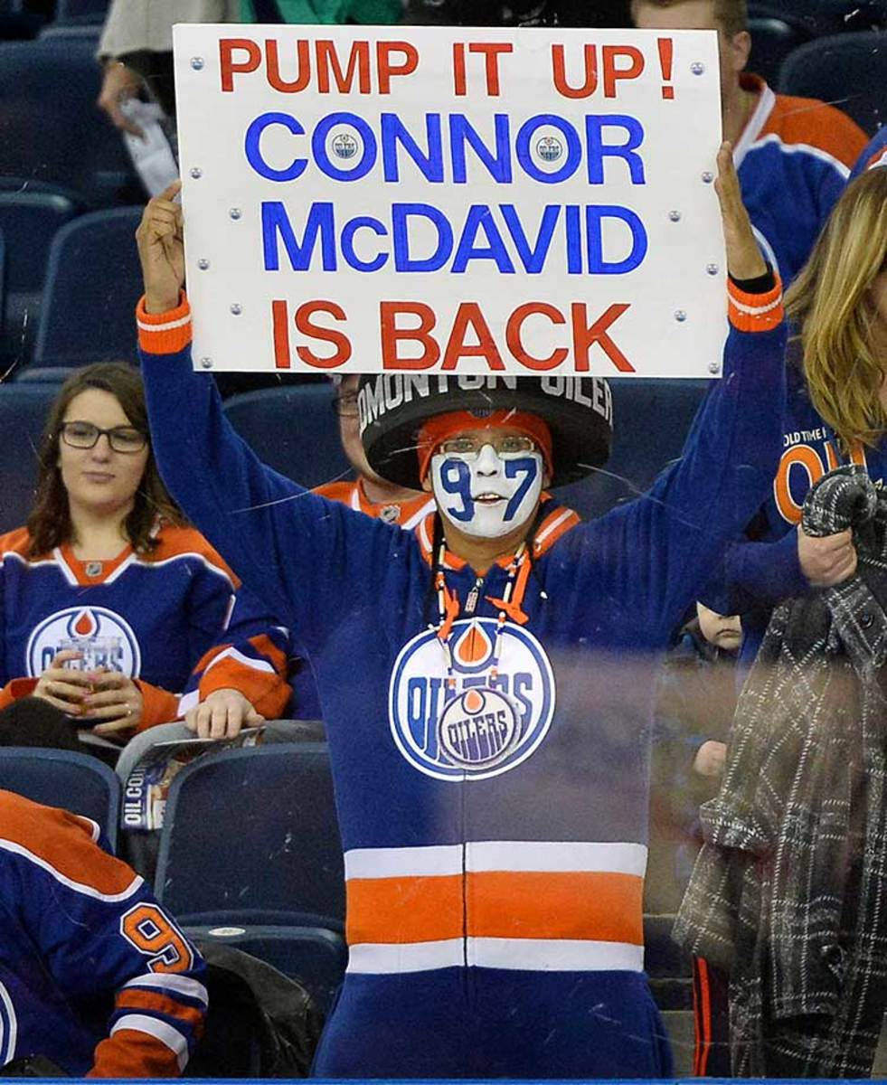 The Night in Sports feb 2-160202_Blue_Jackets_at_Oilers_001.jpg