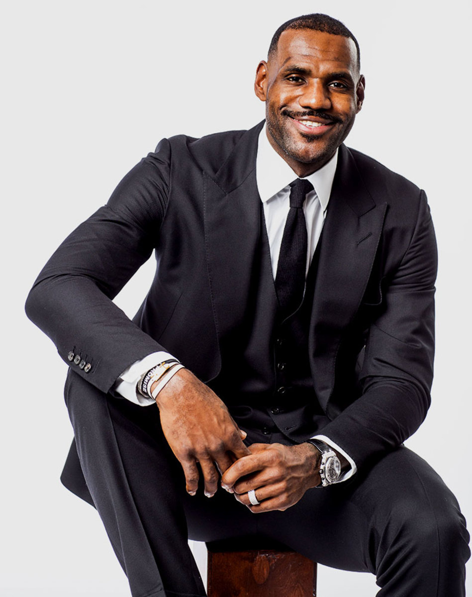 2015-1118-LeBron-James-X160155_TK1_086.jpg