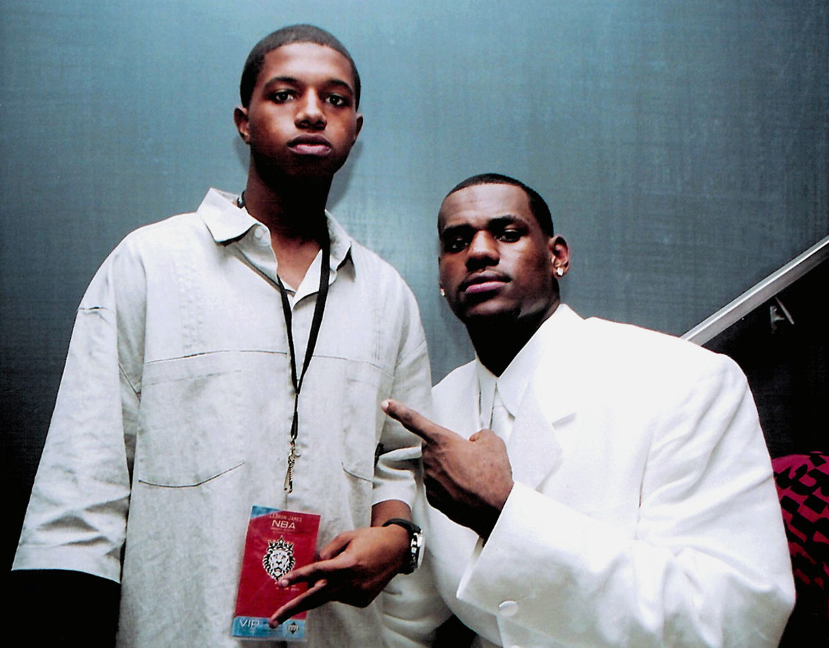 2003-lebron-james-brother-frankie.jpg