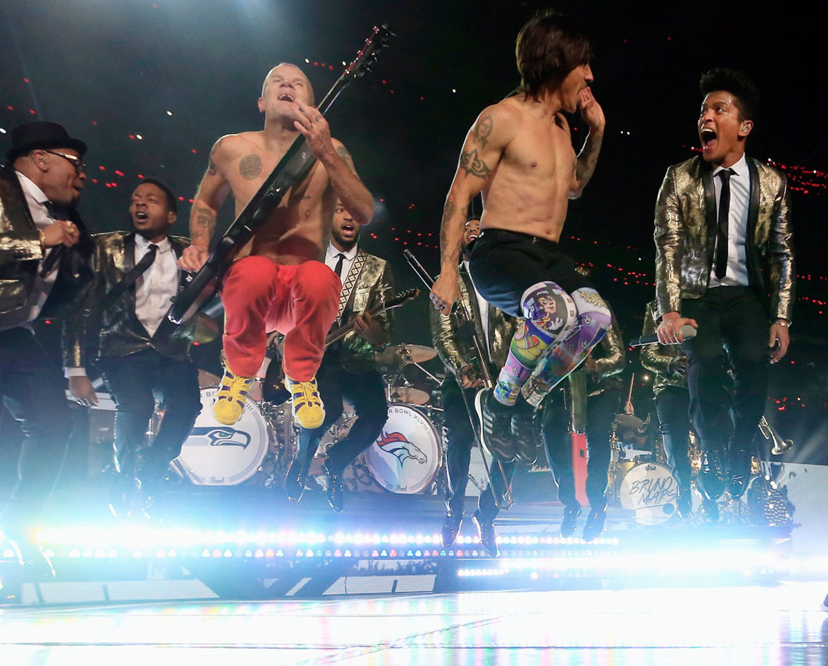 2014-Super-Bowl-XLVIII-Bruno-Mars-Red-Hot-Chili-Peppers.jpg