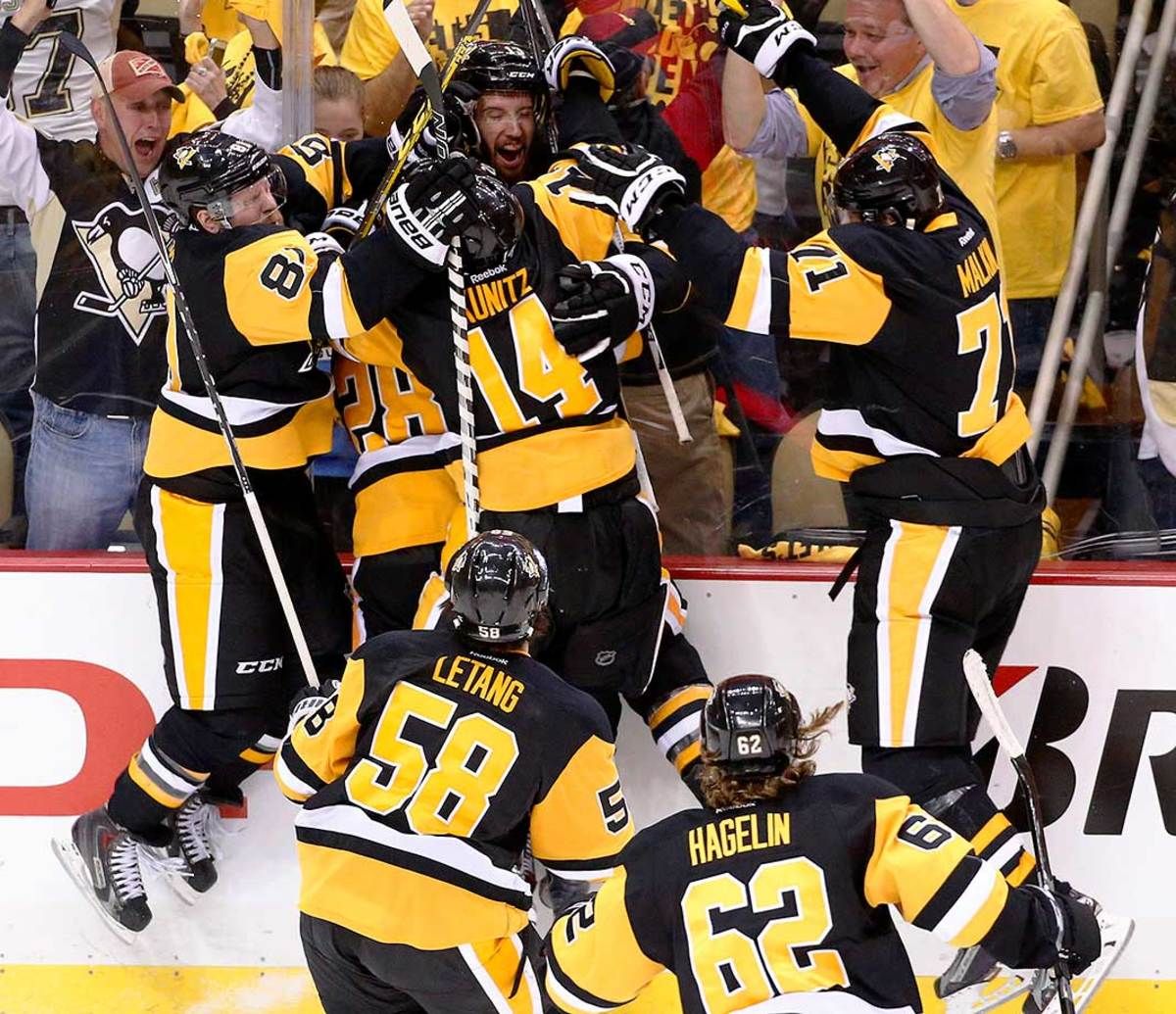 Penguins-eliminate-capitals.jpg