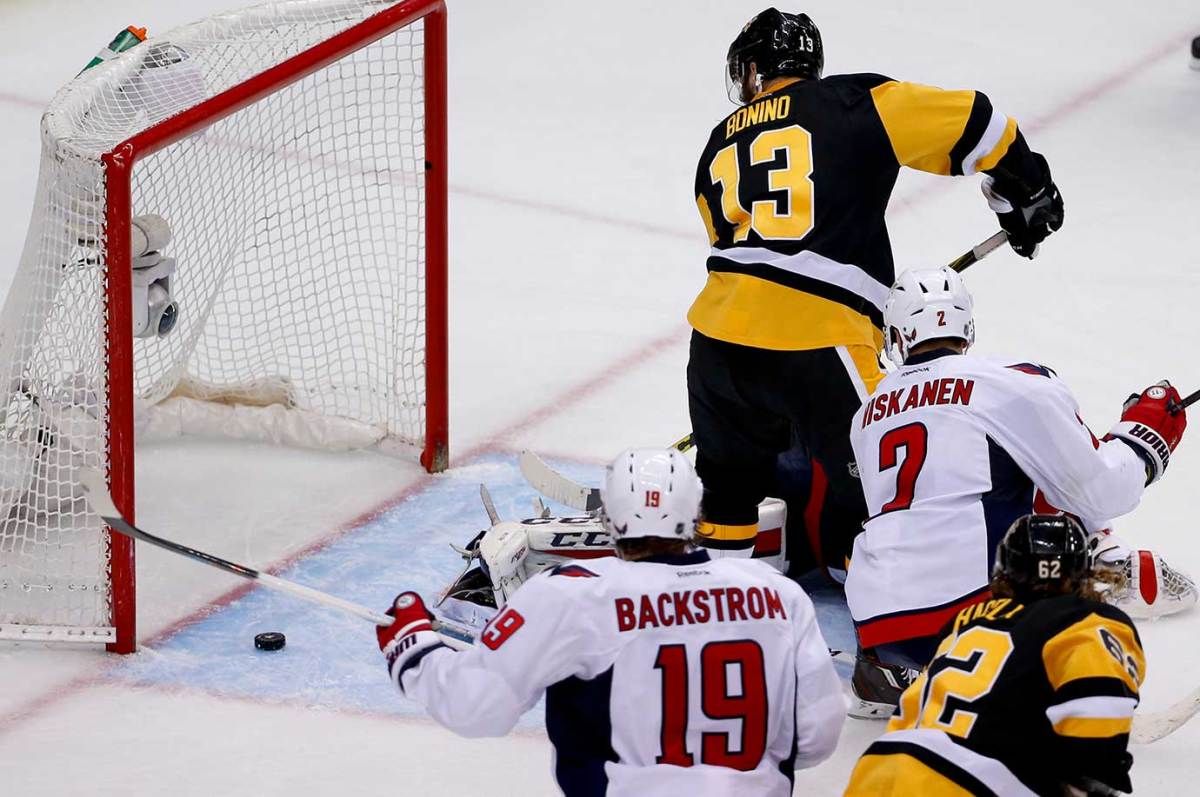 Nick-Bonino-game-winner.jpg