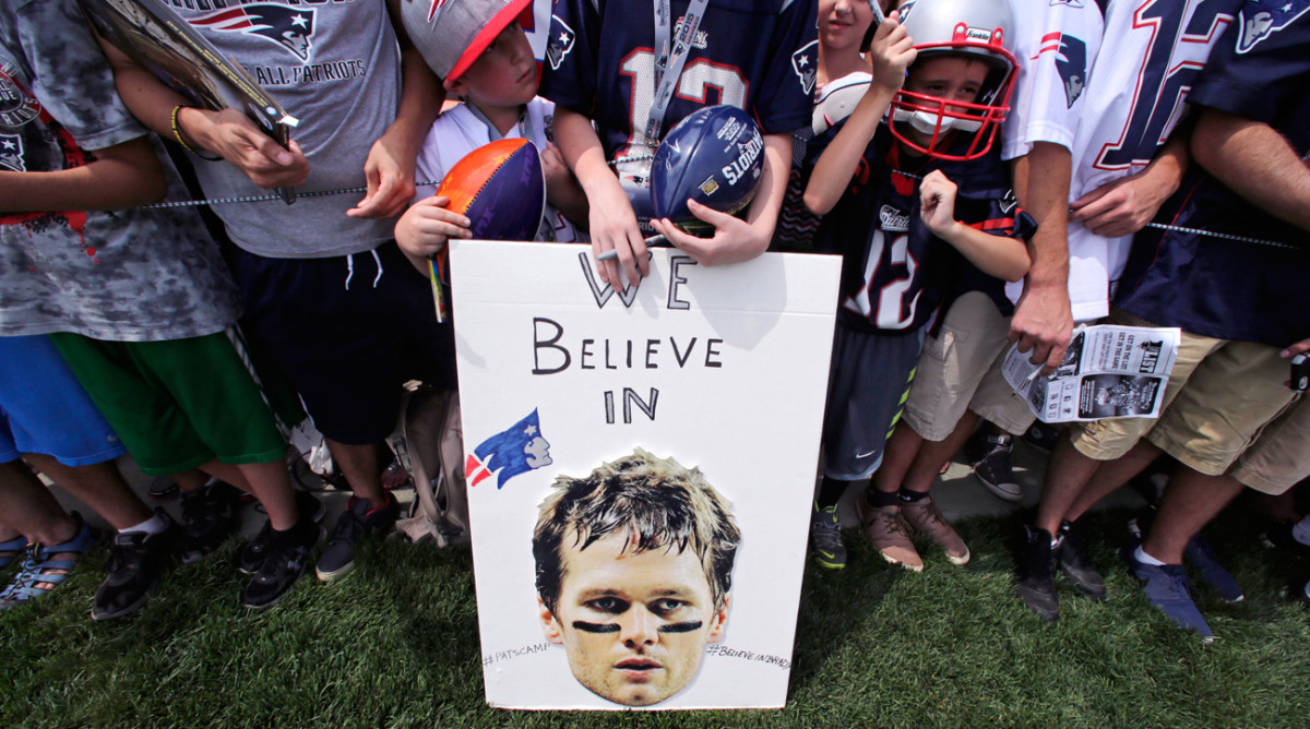Patriots fans, as always, rally behind Brady.