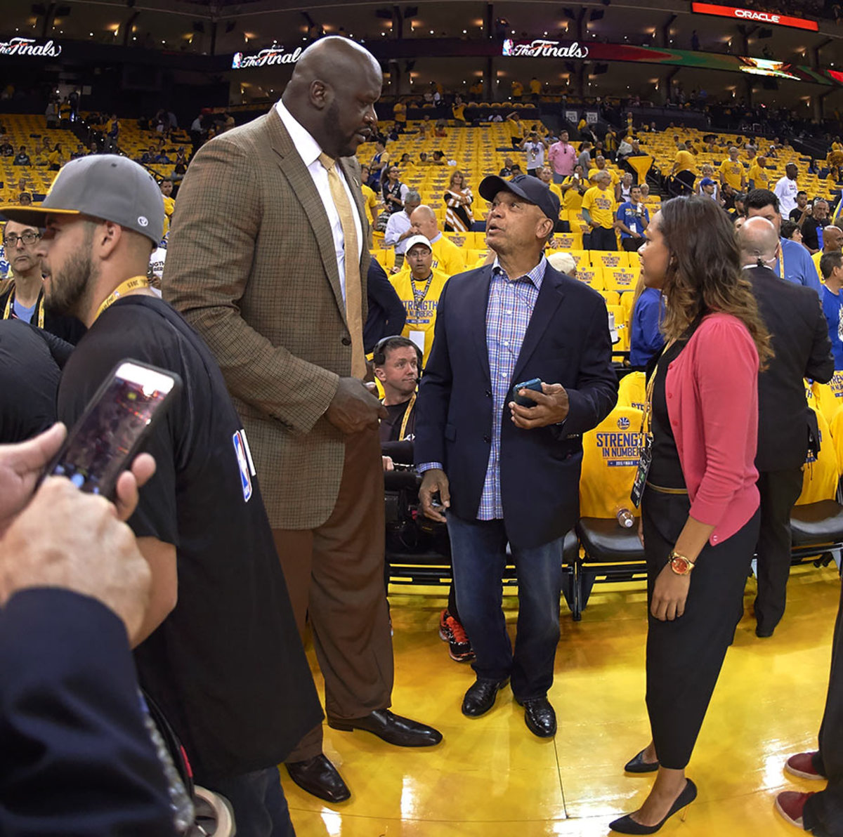 2015-0604-Reggie-Jackson-Shaquille-O'Neal-X159673_TK1_0237.jpg