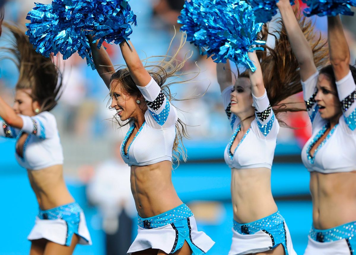 Carolina-Panthers-Topcats-cheerleaders-AP_137774406738.jpg