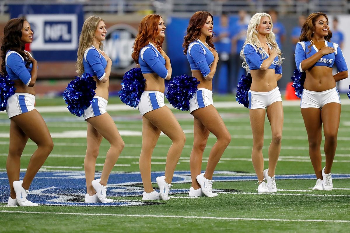 Detroit-Lions-cheerleaders-607548566.jpg