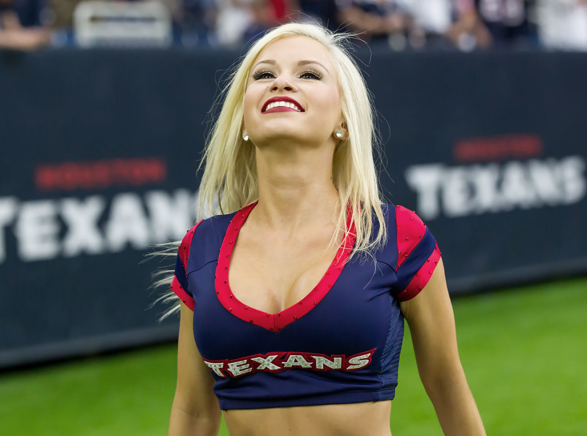 Houston-Texans-cheerleaders-DBA160918_Chiefs_vs_Texans13.jpg