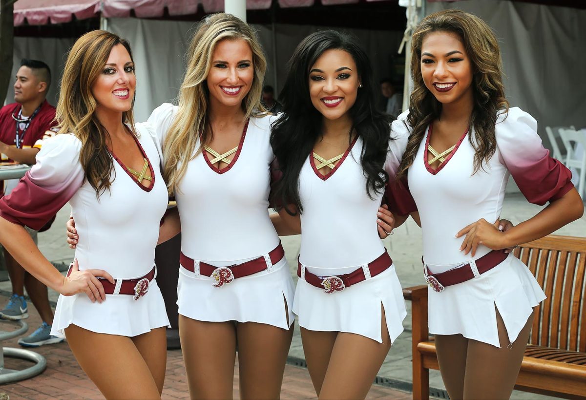 Washington-Redskins-cheerleaders-BEA_0576A.jpg