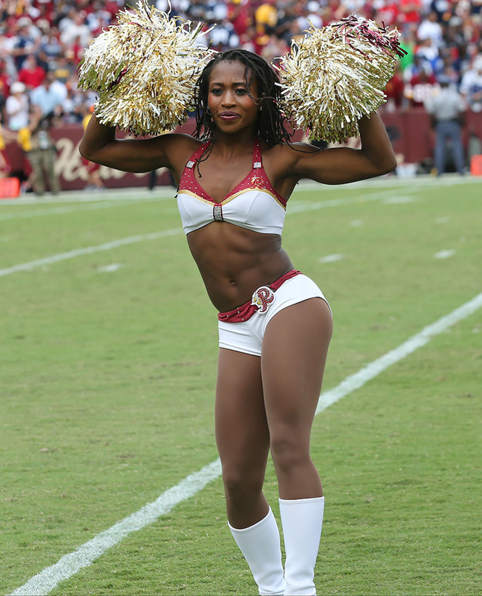 Washington-Redskins-cheerleaders-BEA_9556A.jpg