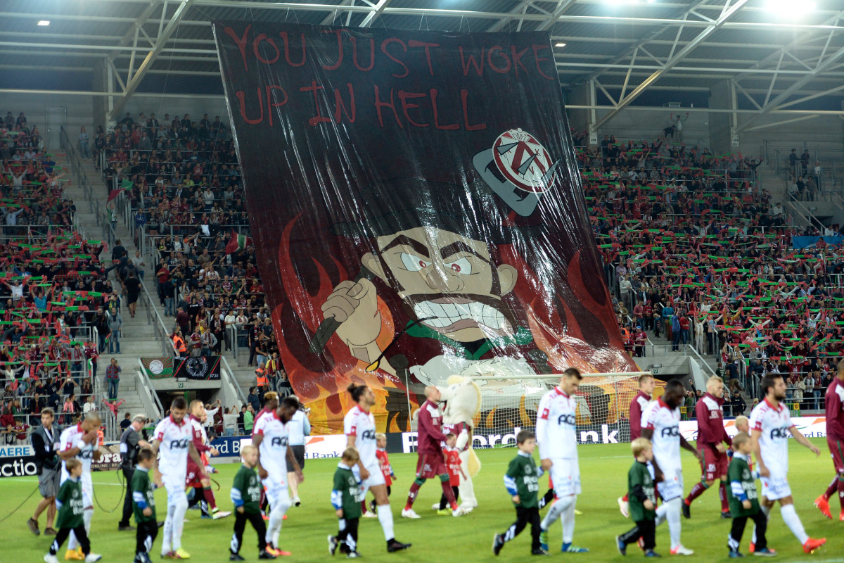 Zulte-Waregem-Tifo.jpg