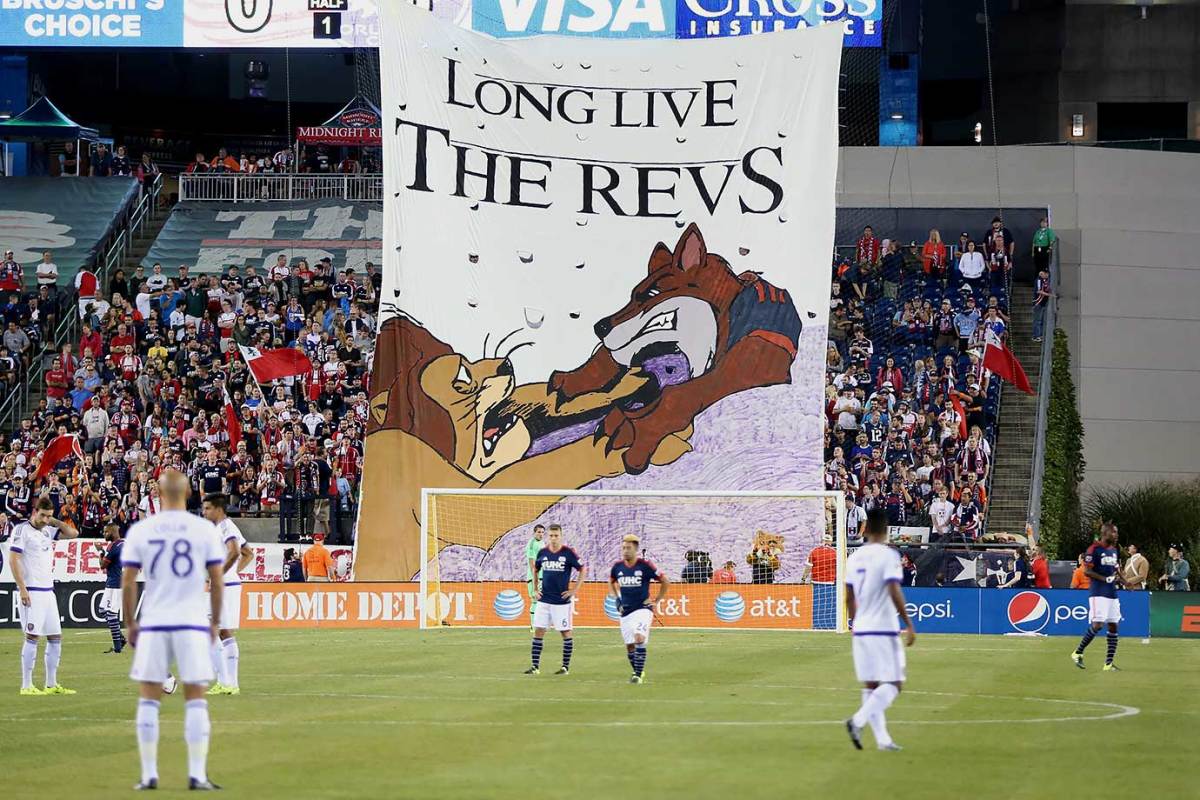 2015-0905-New-England-Revolution-tifo.jpg