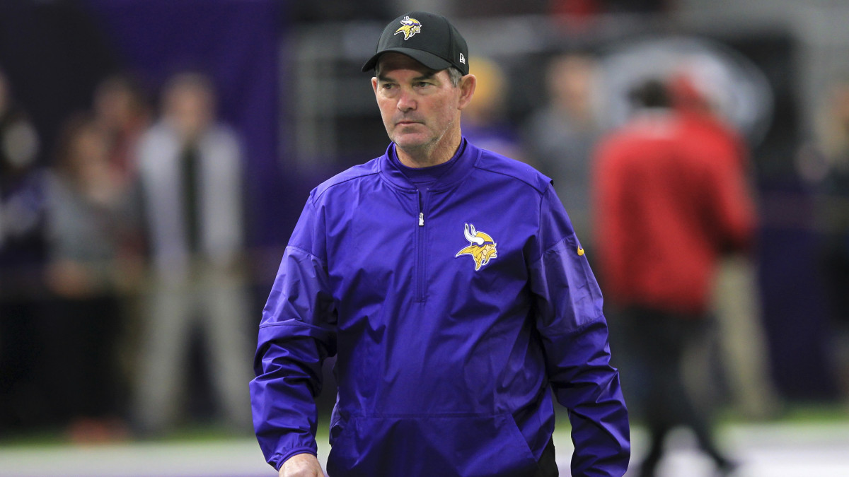 vikings-mike-zimmer-coach-return-eye-surgery-jaguars.jpg