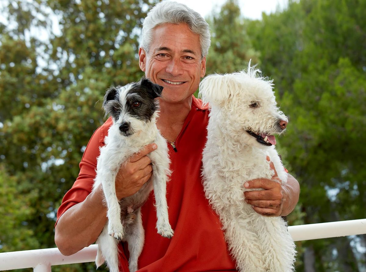 2012-0611-Greg-Louganis-dogs-Dobby-Hedwig-opxu-117517.jpg