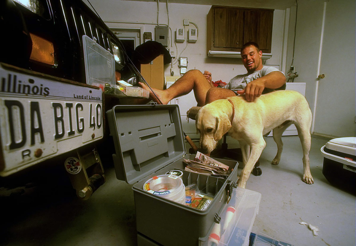 1997-1105-Mike-Alstott-dog-05801199.jpg