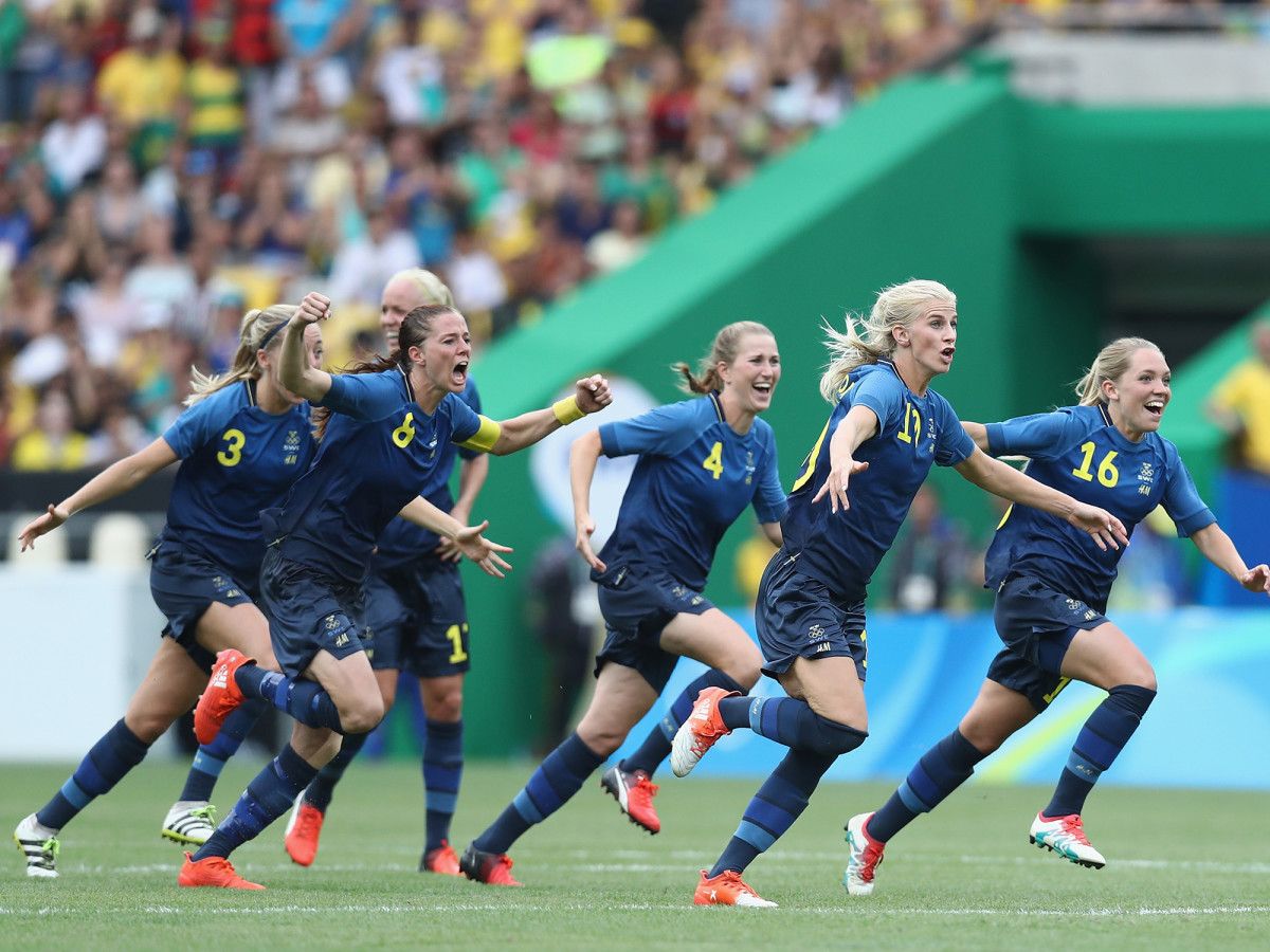 sweden-wins-team-inline.jpg