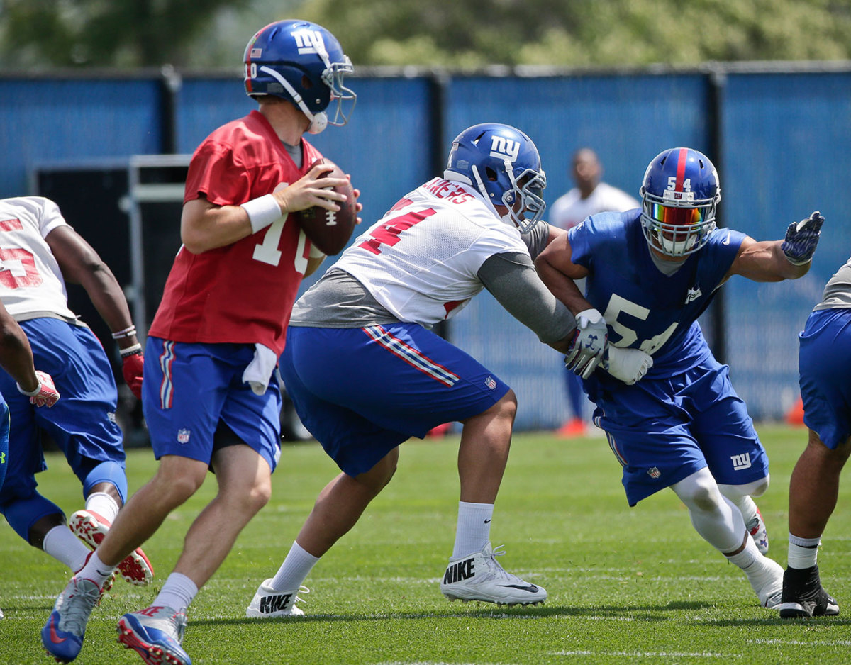 Vernon (54) says he’s been inspired by watching Eli work.